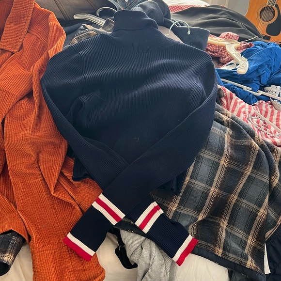 Zara turtle neck under shirt super cute and good quality - Picture 1 of 1